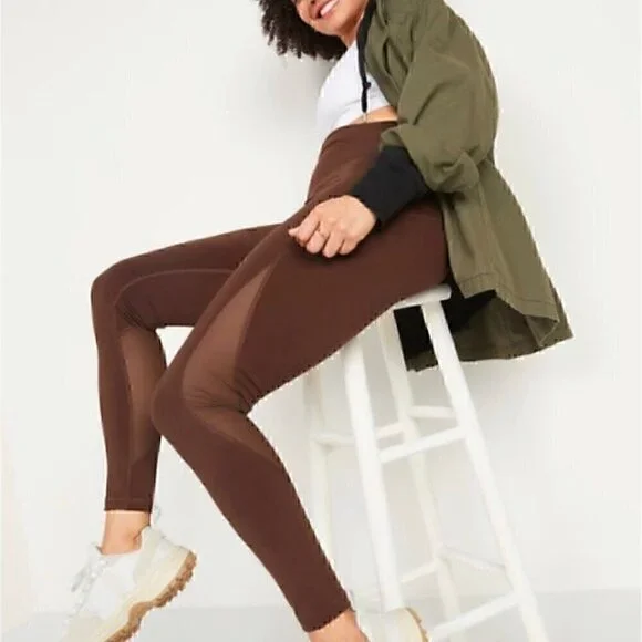 Old Navy High-Waisted Elevate Mesh-Trim Compression Size Large - Picture 6 of 14